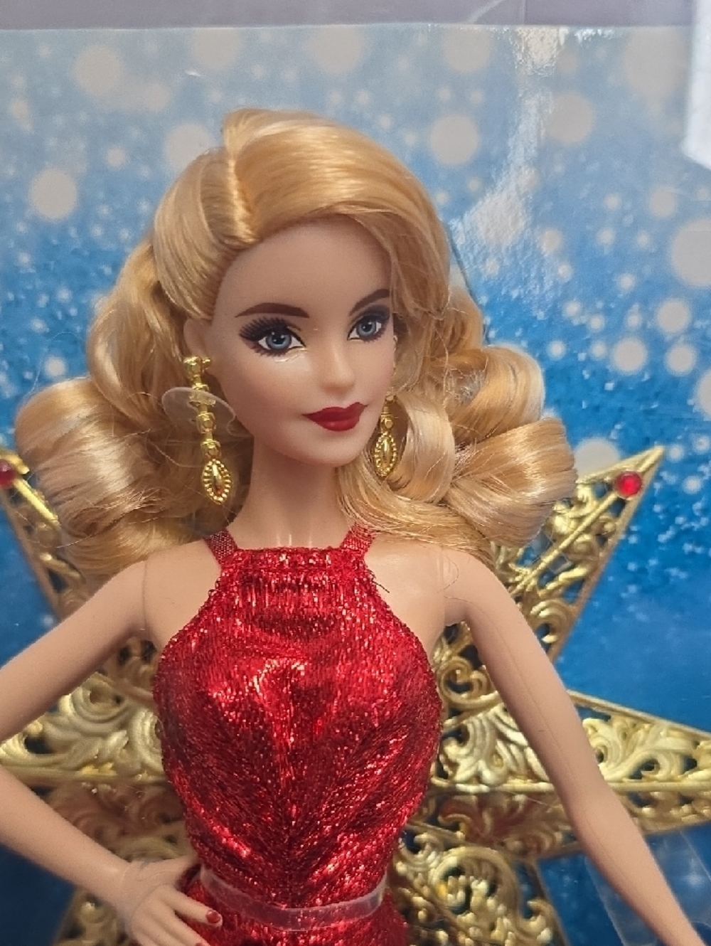 Mattel Holiday Barbie in Red Gown with Gold Star Wings - Picture 2 of 6